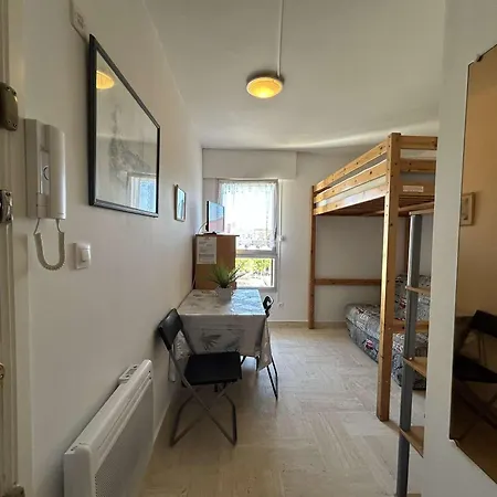 4 Personnes Proche Port Avec Parking - Fr-1-249-434 דירה